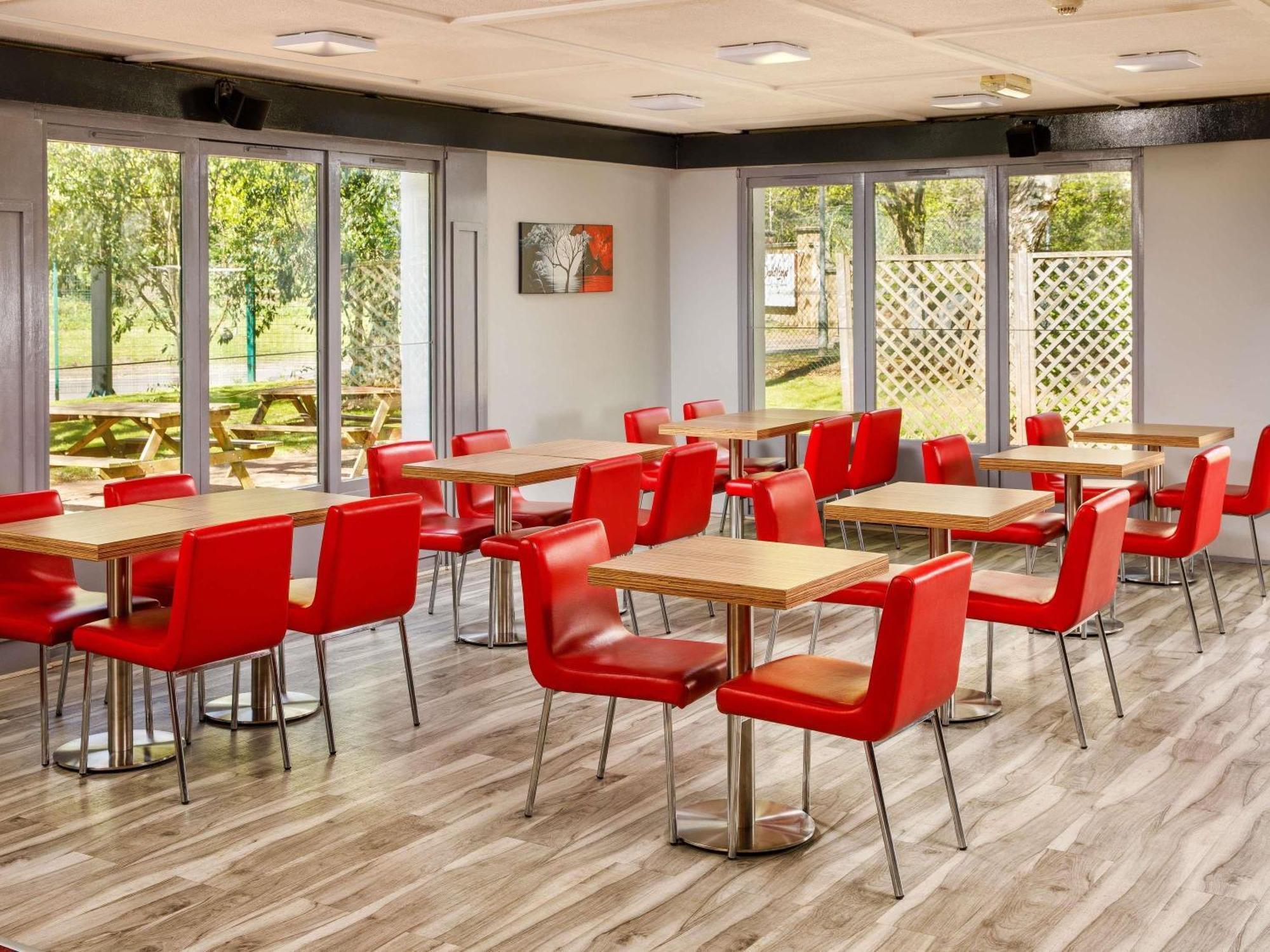 Ibis South 2*